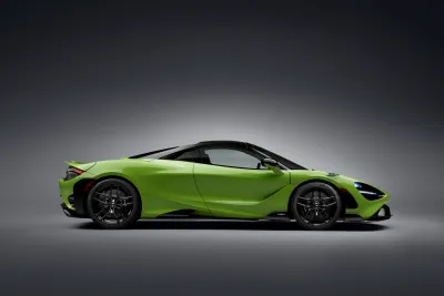 765LT Spider